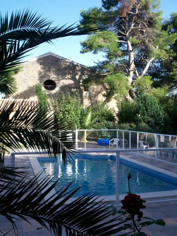 Вилла Domaine De La Pinsonniere La Liviniere Экстерьер фото